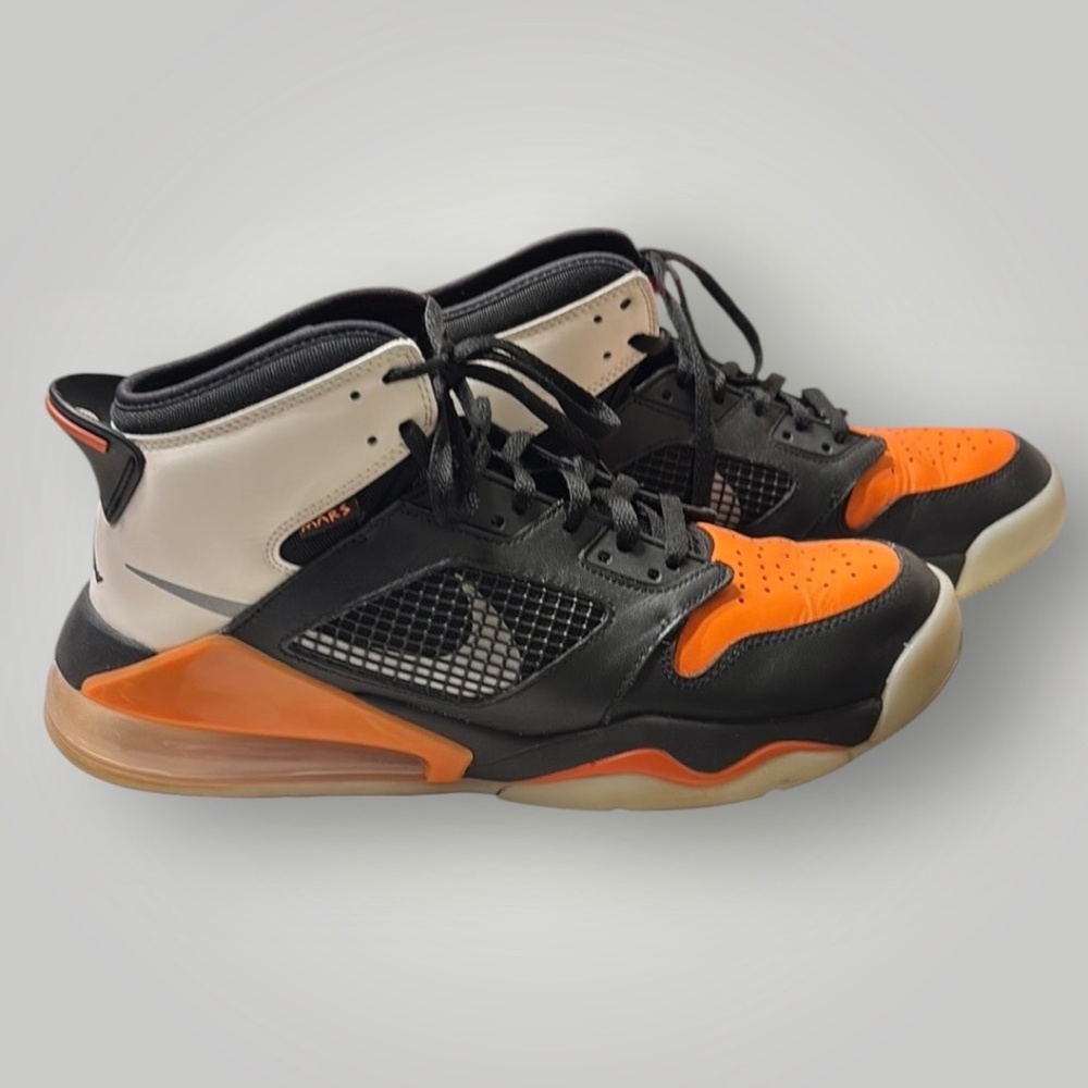 Size 11.5 - Jordan Mars 270 Shattered Backboard